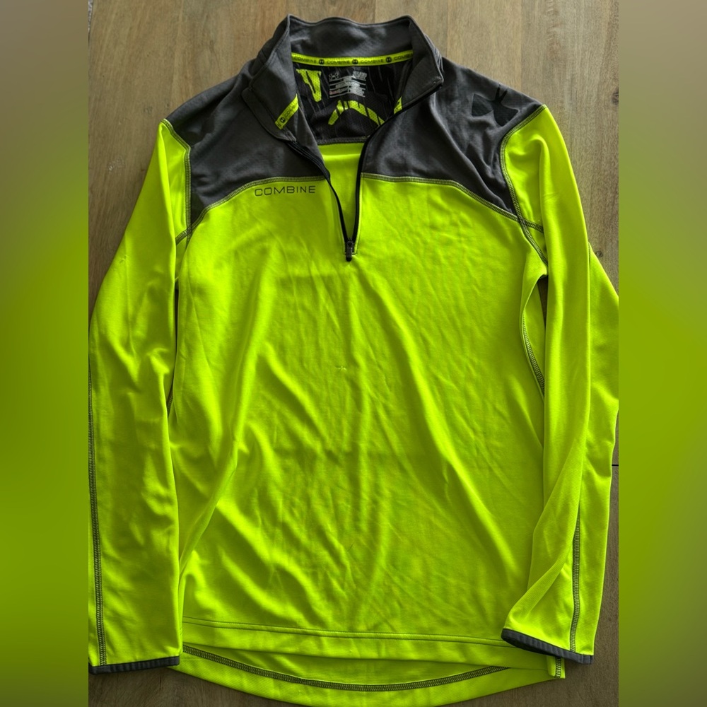 Under Armour Heat Gear Loose Fit Top
